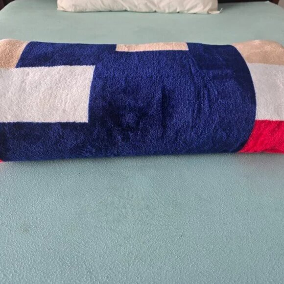 Soft Plush Blanket King Size - Picture 3 of 4